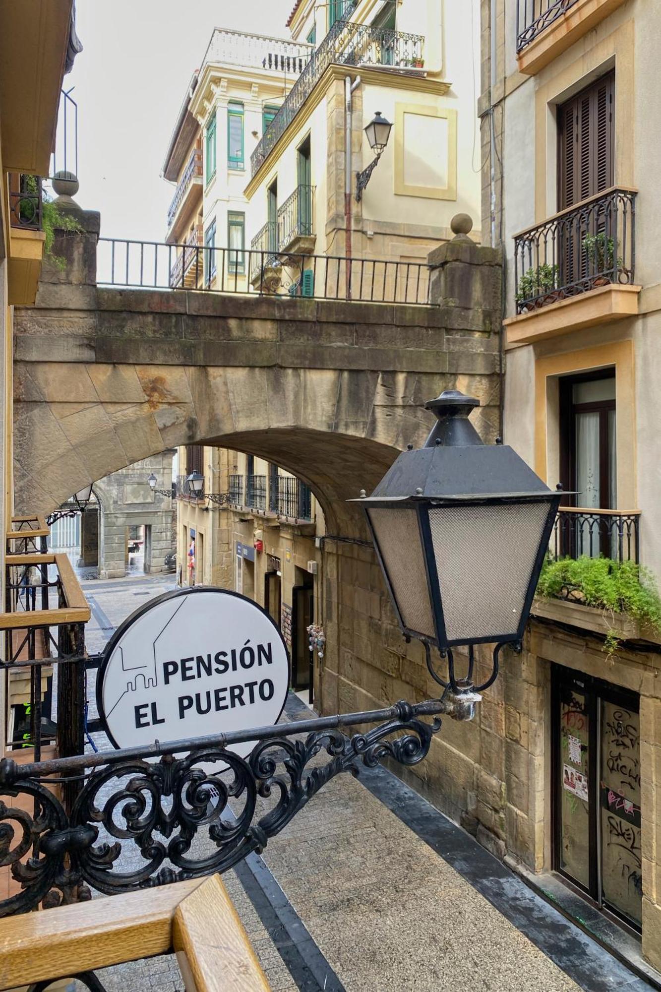 Pension El Puerto San Sebastian Exterior photo